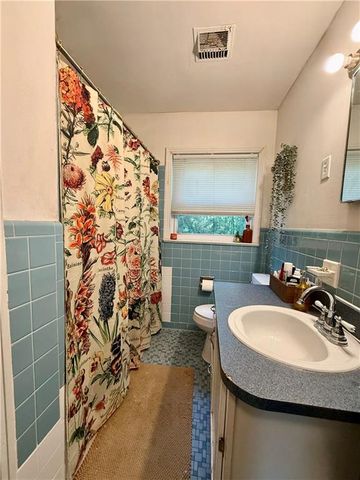 7020 Moffett Road, Mobile, AL 36618