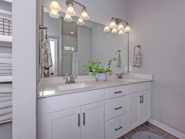 1046 RHINELANDER STREET, Port Charlotte, FL 33953