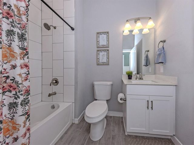 1046 RHINELANDER STREET, Port Charlotte, FL 33953