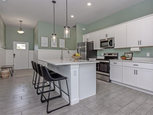 1046 RHINELANDER STREET, Port Charlotte, FL 33953