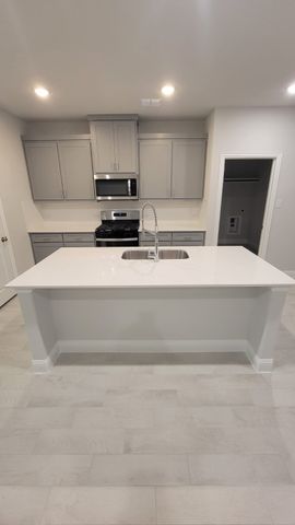 1001 Amenduni Lane, Anna, TX 75409