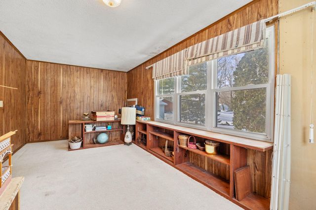 737 Elm Avenue E, Delano, MN 55328