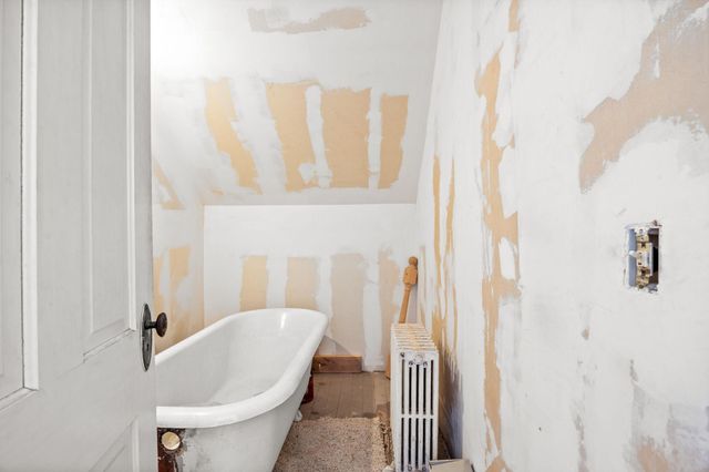 737 Elm Avenue E, Delano, MN 55328