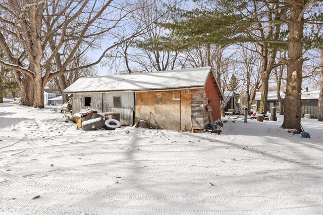 737 Elm Avenue E, Delano, MN 55328