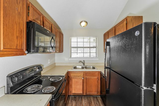 1504 Taylorcrest Drive, Dallas, TX 75253