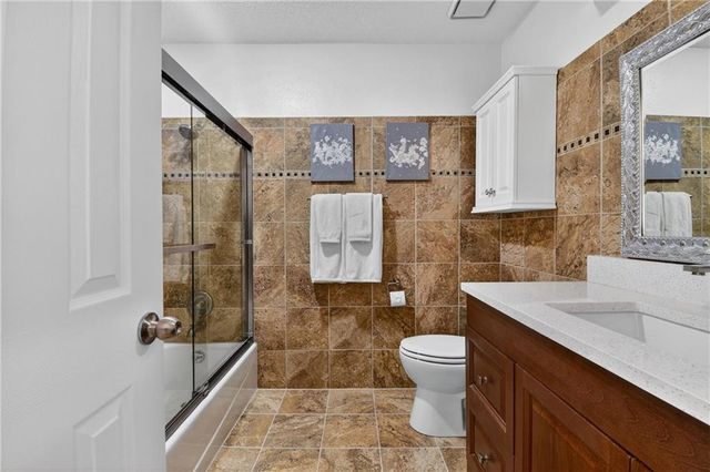 14417 St Andrews Drive, Grandview, MO 64030