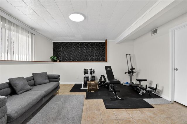 14417 St Andrews Drive, Grandview, MO 64030