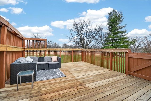 14417 St Andrews Drive, Grandview, MO 64030