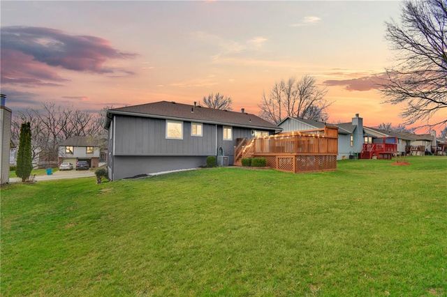 14417 St Andrews Drive, Grandview, MO 64030