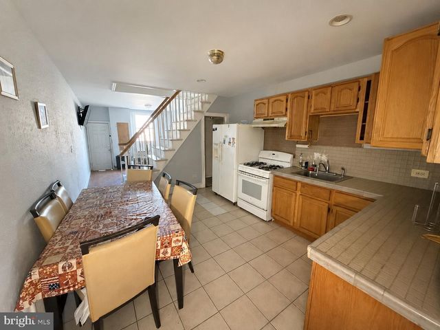 4213 E LOMBARD ST E, Baltimore, MD 21224