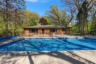 9555 Dunewood Drive, Bridgman City, MI 49106