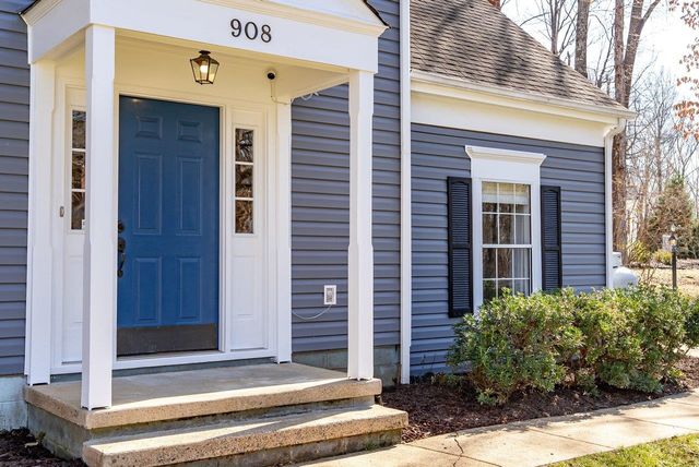 908 ROYER DR, Charlottesville, VA 22902