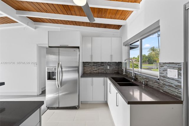 11665 W Biscayne Canal Rd, Miami, FL 33161