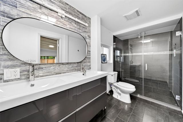 11665 W Biscayne Canal Rd, Miami, FL 33161