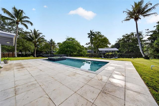 11665 W Biscayne Canal Rd, Miami, FL 33161