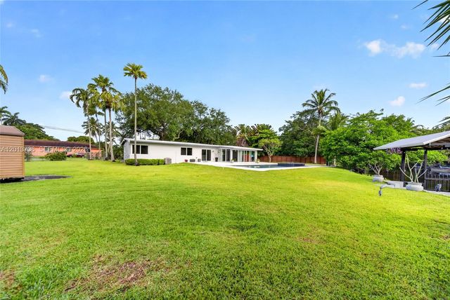11665 W Biscayne Canal Rd, Miami, FL 33161