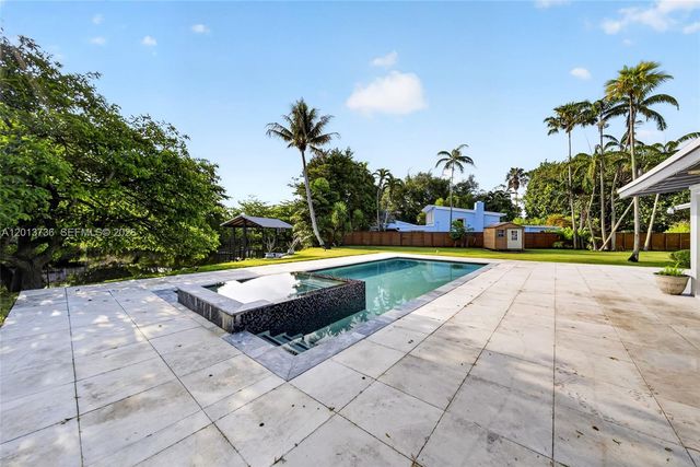 11665 W Biscayne Canal Rd, Miami, FL 33161