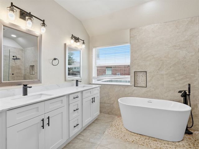 3011 Clear Springs Drive, Forney, TX 75126