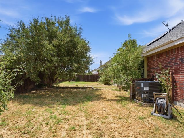 3011 Clear Springs Drive, Forney, TX 75126