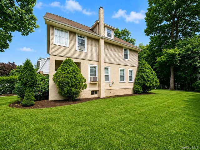 39 Boulevard, Suffern, NY 10901