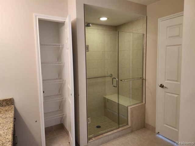 14817 Kings Mill Drive 47, Utica, MI 48315