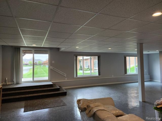 14817 Kings Mill Drive 47, Utica, MI 48315
