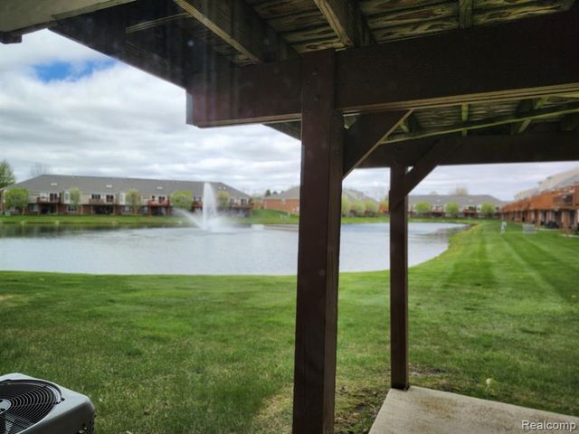 14817 Kings Mill Drive 47, Utica, MI 48315