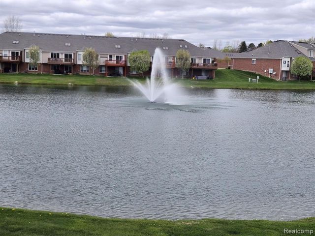 14817 Kings Mill Drive 47, Utica, MI 48315