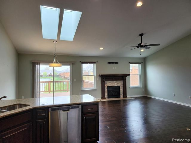 14817 Kings Mill Drive 47, Utica, MI 48315