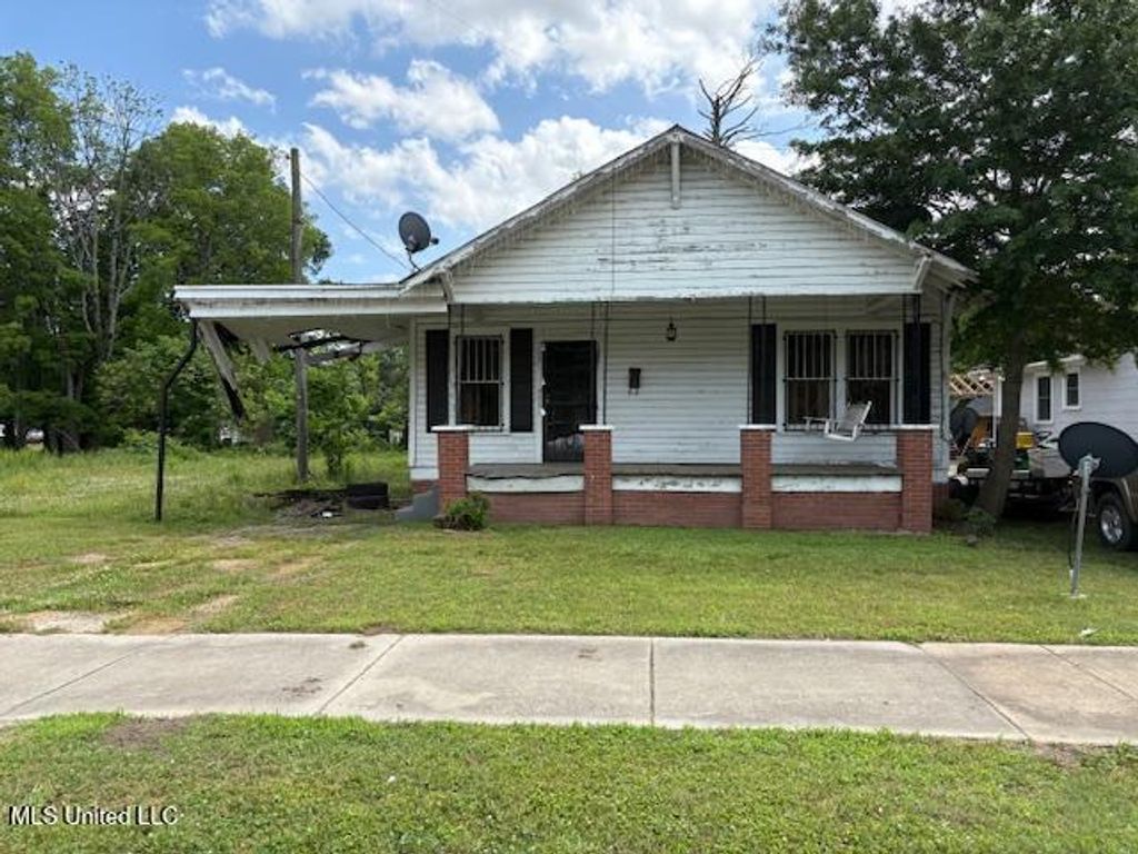 1201-7 Strong Avenue, Greenwood, MS 38930