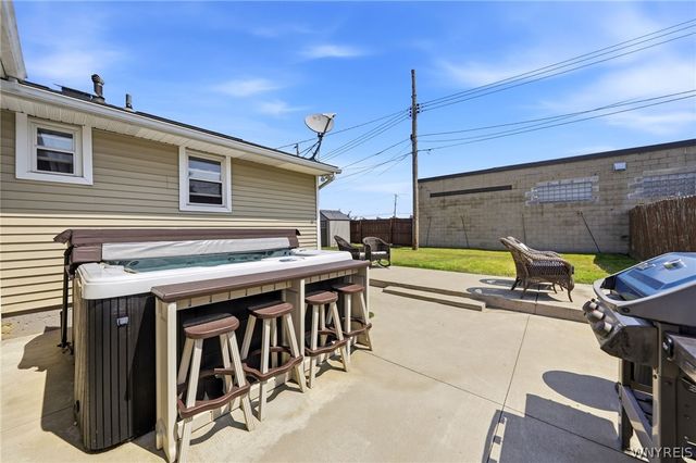 85 Lemoine Avenue, Cheektowaga, NY 14227