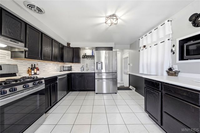 85 Lemoine Avenue, Cheektowaga, NY 14227