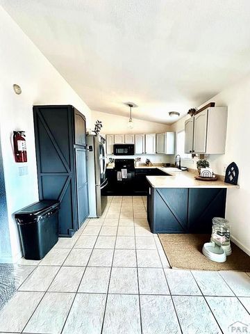 1245 N Marwyck Dr, Pueblo West, CO 81007