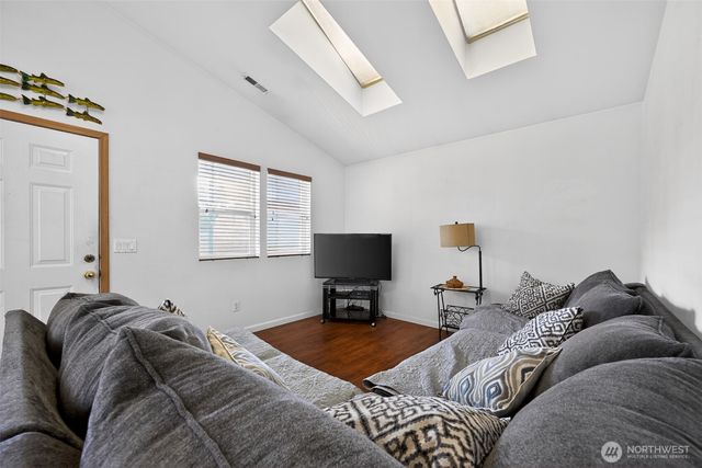 4609 S 66th Street, Tacoma, WA 98409