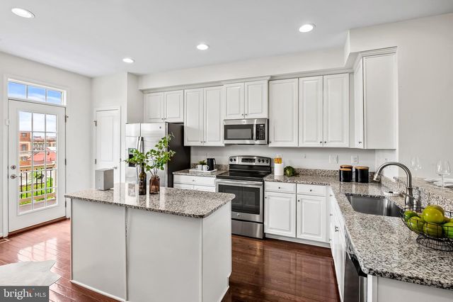 842 S MACON STREET, Baltimore, MD 21224