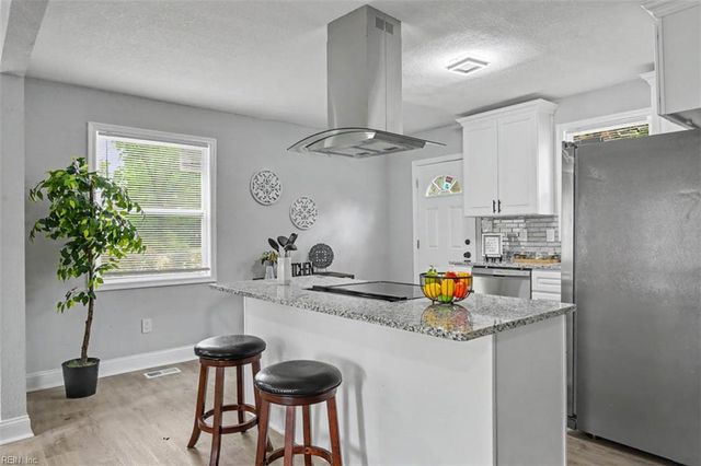 1805 Roanoke AVE, Portsmouth, VA 23704