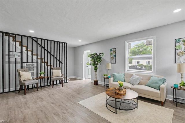 1805 Roanoke AVE, Portsmouth, VA 23704