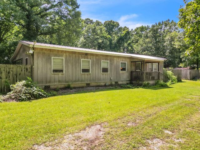 934 Rocky Ridge, Enoree, SC 29335