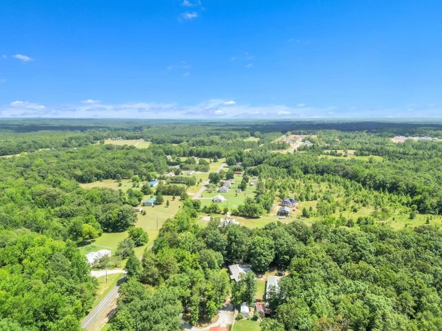 934 Rocky Ridge, Enoree, SC 29335