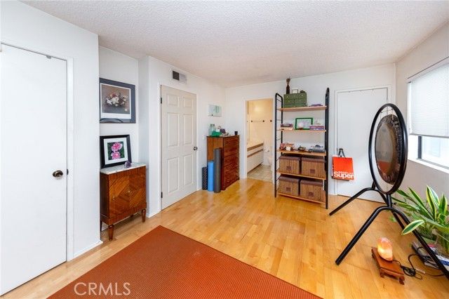 610 E Harvard 7, Burbank, CA 91501