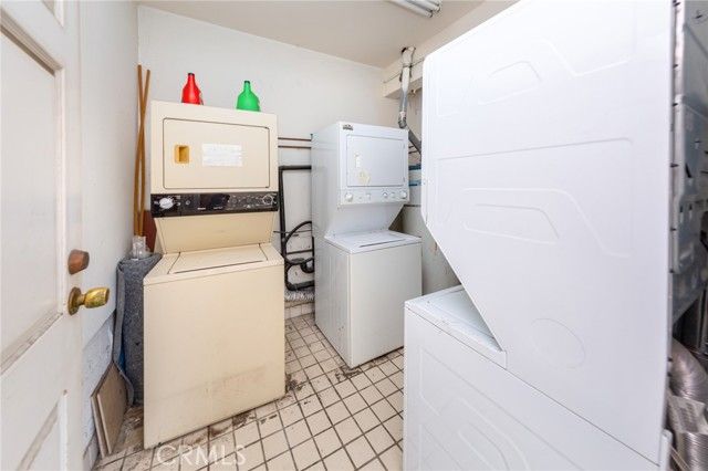 610 E Harvard 7, Burbank, CA 91501