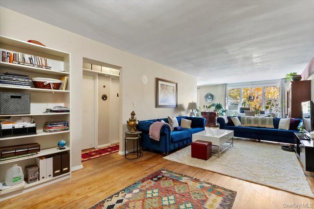 279 N BROADWAY 6C, Yonkers, NY 10701