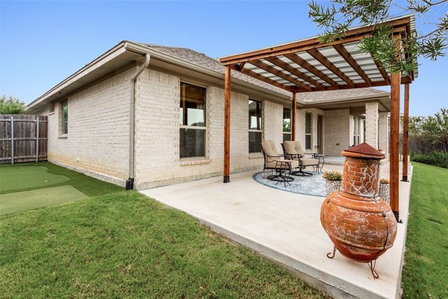 6921 Trail Rock Drive, Benbrook, TX 76126