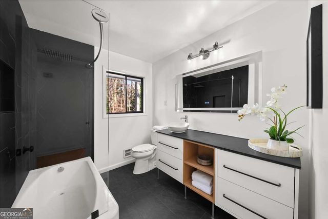 2636 Whiteleigh Court NE, Atlanta, GA 30345