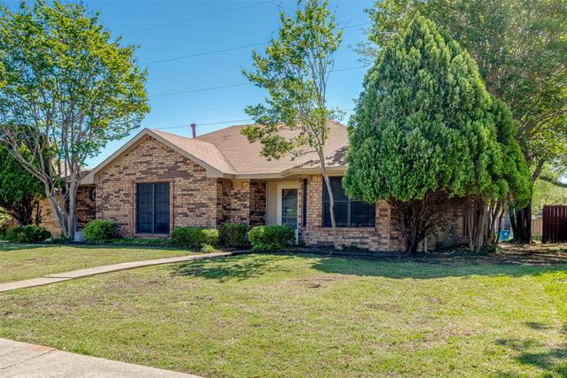 3918 Tracey Trail, Rowlett, TX 75088