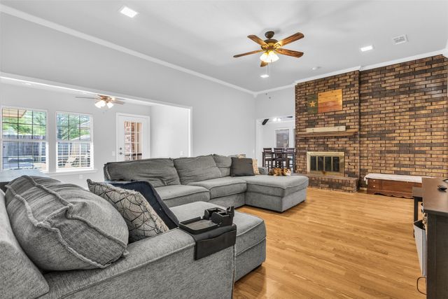 3918 Tracey Trail, Rowlett, TX 75088