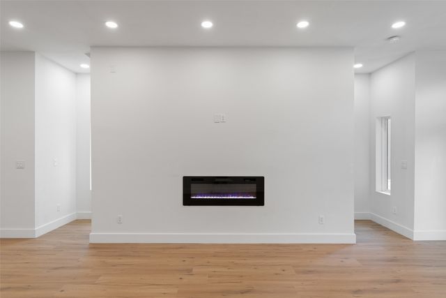 2511 Crossman Avenue, Dallas, TX 75212