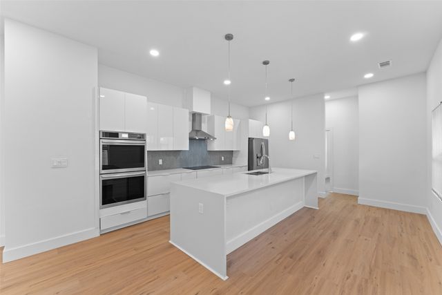 2511 Crossman Avenue, Dallas, TX 75212