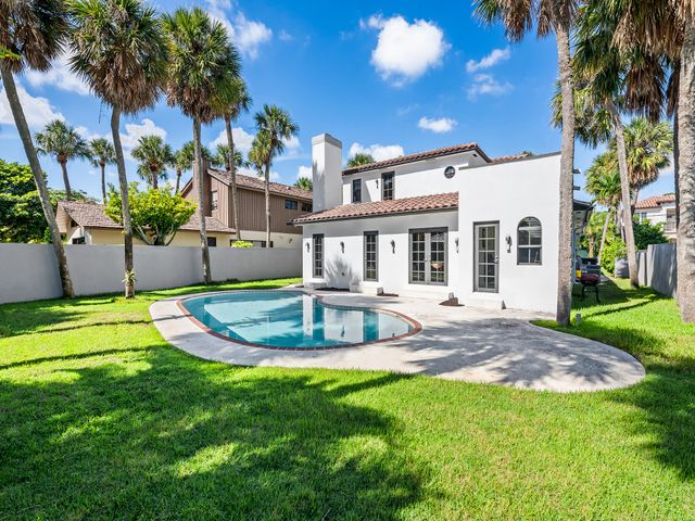 80 SE Olive Way, Boca Raton, FL 33432