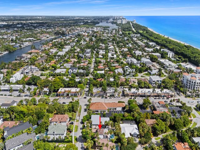 80 SE Olive Way, Boca Raton, FL 33432